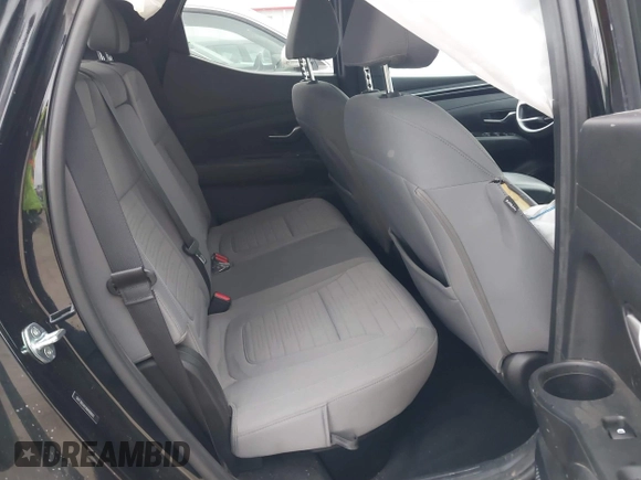 2022 Hyundai Santa Cruz SEL z VIN 5NTJBDAE5NH008011, wystawiony jako IAAI lot #41614699 z przebiegiem 57 484 mil mil oraz . Historia ofert i sprzedaży dostępna na DreamBid. Obrazek 8.