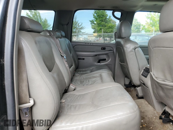 2005 Chevrolet Suburban LS with VIN 3GNFK16ZX5G205898, listed as a Copart auction lot 68094894 with 234,919 mi miles and Salvage Title. Bid and sale history available at carsss.com. Image 11.