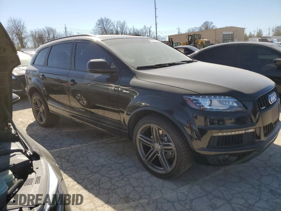 2015 Audi Q7 3.0T S line Prestige with VIN WA1DGAFE3FD021586, listed as a Copart auction lot 47077025 with 148,943 mi miles and Clean Title. Bid and sale history available at carsss.com. Image 4.