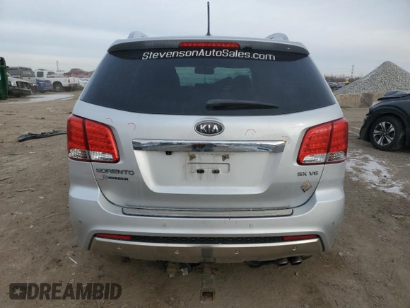 2013 Kia Sorento SX with VIN 5XYKWDA2XDG319582, listed as a Copart auction lot 89189065 with 200,976 mi miles and Salvage Title. Bid and sale history available at carsss.com. Image 6.