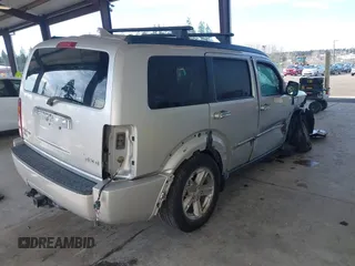 2007 Dodge Nitro SLT with VIN 1D8GU58K97W616701, listed as a IAAI auction lot 41666666 with 174,052 mi miles and . Bid and sale history available at carsss.com. Image 4.