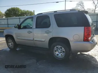 2007 GMC Yukon SLE w/3SA with VIN 1GKFC13C27J316389, listed as a Copart auction lot 52880945 with 254,966 mi miles and Salvage Title. Bid and sale history available at carsss.com. Image 2.