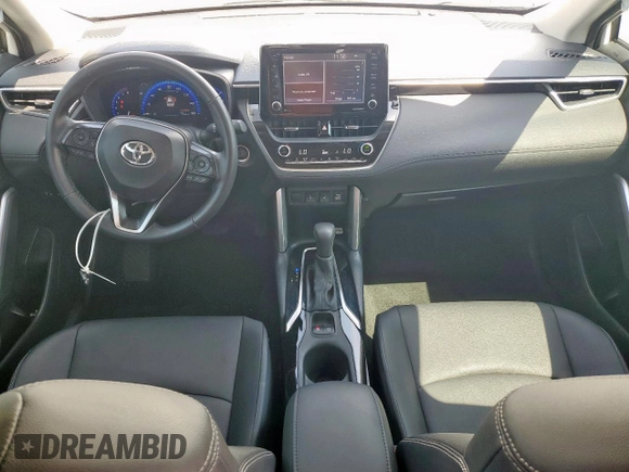 2022 Toyota Corolla Cross XLE with VIN 7MUDAAAG2NV013780, listed as a Copart auction lot 53491285 with 42,456 mi miles and Salvage title. Bid and sale history available at DreamBid. Image 8.