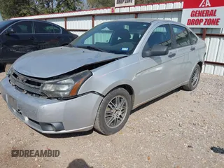 2011 Ford Focus SE with VIN 1FAHP3FN5BW147620, listed as a IAAI auction lot 41775563 with 228,222 mi miles. Bid and sale history available at carsss.com. Image 2.