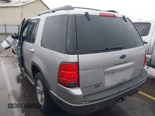 2005 Ford Explorer XLT z VIN 1FMZU63E65ZA28857, wystawiony jako IAAI lot #41803825 z przebiegiem 184 536 mil mil oraz . Historia ofert i sprzedaży dostępna na DreamBid. Obrazek 3.