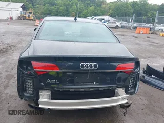 2015 Audi A8 3.0T z VIN WAU3GAFD9FN001343, wystawiony jako IAAI lot #39846084 z przebiegiem 105 242 mil mil oraz . Historia ofert i sprzedaży dostępna na DreamBid. Obrazek 17.