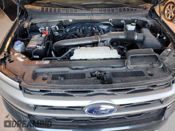 2024 Ford Expedition Max XLT with VIN 1FMJK1H80REA52884, listed as a Copart auction lot 42295015 with 17,469 mi miles and Salvage title. Bid and sale history available at DreamBid. Image 12.