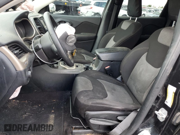 2016 Jeep Cherokee Sport z VIN 1C4PJMAB9GW175812, wystawiony jako Copart lot #58007925 z przebiegiem 118 315 mil mil oraz Szkoda całkowita • Salvage title. Historia ofert i sprzedaży dostępna na DreamBid. Obrazek 7.