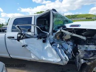 2023 Ram 2500 Tradesman with VIN 3C6UR5HJ9PG564714, listed as a IAAI auction lot 42118104 with 18,111 mi miles and . Bid and sale history available at DreamBid. Image 14.