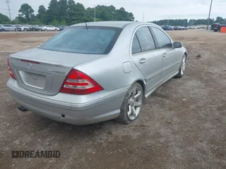 2005 Mercedes-Benz C 230 Kompressor with VIN WDBRF40J75F652543, listed as a IAAI auction lot 42354324 with 158,490 mi miles and . Bid and sale history available at DreamBid. Image 4.