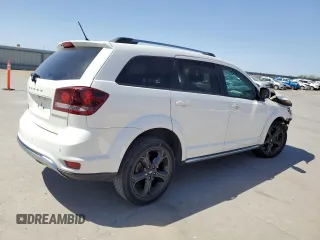 2018 Dodge Journey Crossroad z VIN 3C4PDCGB6JT288574, wystawiony jako Copart lot #50210475 z przebiegiem Nie podano mil oraz Szkoda całkowita • Salvage title. Historia ofert i sprzedaży dostępna na DreamBid. Obrazek 3.