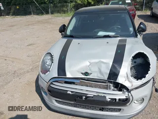 2015 MINI Hardtop 4 Door с VIN WMWXS5C51FT828981, выставлен на аукционе IAAI как лот 42817124 с пробегом 31 894 миль миль и . История ставок и продаж доступна на DreamBid. Изображение 6.