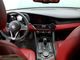 2019 Alfa Romeo Giulia with VIN ZARFAMAN4K7622772, listed as a Copart auction lot 73953434 with 0 mi miles and Salvage Title. Bid and sale history available at carsss.com. Image 8.