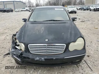 2003 Mercedes-Benz C 240 z VIN WDBRF81J03F374264, wystawiony jako Copart lot #51058085 z przebiegiem 167 865 mil mil oraz Czysty tytuł • Clean title. Historia ofert i sprzedaży dostępna na DreamBid. Obrazek 5.