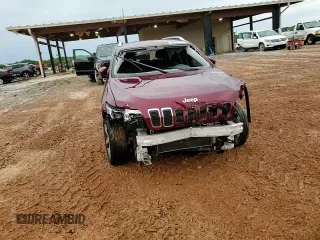 2019 Jeep Cherokee Limited с VIN 1C4PJLDB3KD381282, выставлен на аукционе Copart как лот 54244145 с пробегом 82 319 миль миль и Списание • Salvage title. История ставок и продаж доступна на DreamBid. Изображение 14.
