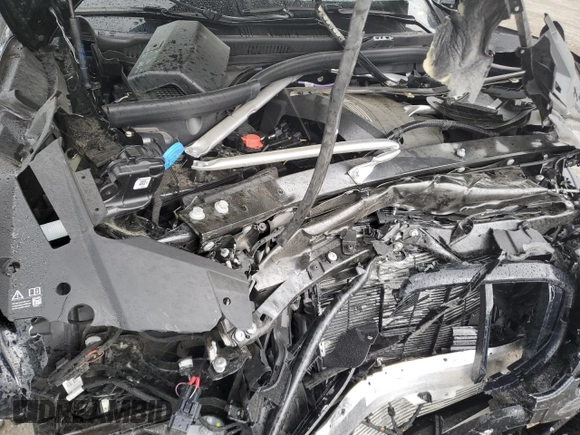 2025 BMW X5 xDrive40i z VIN 5UX23EU07S9X91602, wystawiony jako Copart lot #55647515 z przebiegiem Nie podano mil oraz Szkoda całkowita • Salvage title. Historia ofert i sprzedaży dostępna na DreamBid. Obrazek 12.