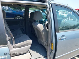 2004 Toyota Sienna CE with VIN 5TDZA23C34S220998, listed as a IAAI auction lot 42176299 with 345,935 mi miles and . Bid and sale history available at DreamBid. Image 8.