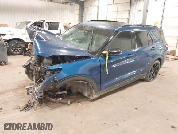 2020 Ford Explorer ST with VIN 1FM5K8GC7LGB63945, listed as a IAAI auction lot 41433085 with Not Provided miles. Bid and sale history available at carsss.com. Image 19.
