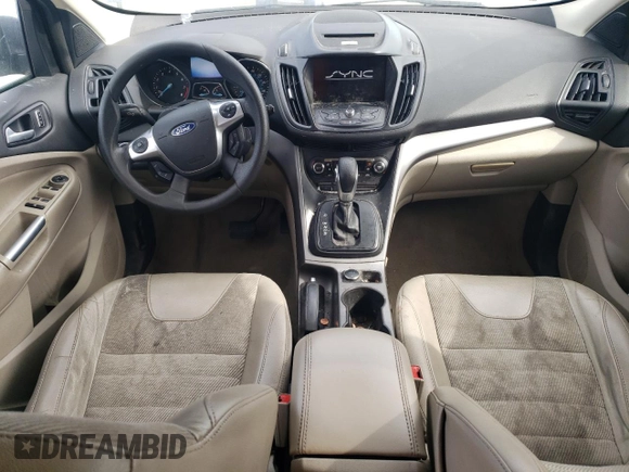 2014 Ford Escape SE with VIN 1FMCU0G92EUE34518, listed as a Copart auction lot 52331185 with 217,010 mi miles and Clean Title. Bid and sale history available at carsss.com. Image 8.