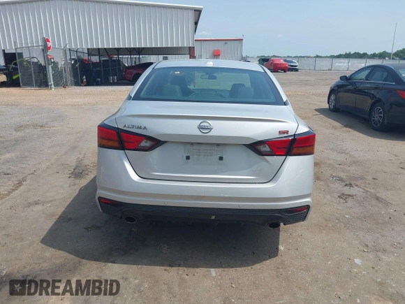 2023 Nissan Altima SR z VIN 1N4BL4CV3PN371333, wystawiony jako IAAI lot #42420194 z przebiegiem 47 460 mil mil oraz . Historia ofert i sprzedaży dostępna na DreamBid. Obrazek 16.