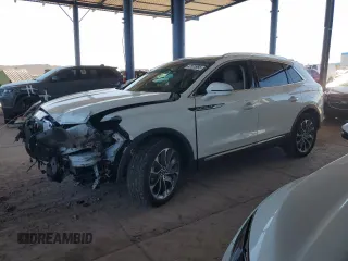 2022 Lincoln Nautilus Reserve z VIN 2LMPJ6K94NBL01435, wystawiony jako Copart lot #47070955 z przebiegiem 15 442 mil mil oraz Szkoda całkowita • Salvage title. Historia ofert i sprzedaży dostępna na DreamBid. Obrazek 1.