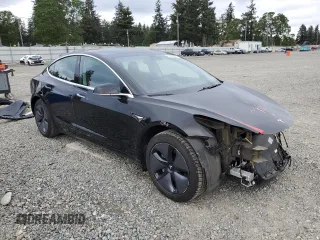 2019 Tesla Model 3 Mid Range z VIN 5YJ3E1EA2KF361787, wystawiony jako Copart lot #56059465 z przebiegiem 50 186 mil mil oraz Szkody całkowita. Historia ofert i sprzedaży dostępna na DreamBid. Obrazek 4.