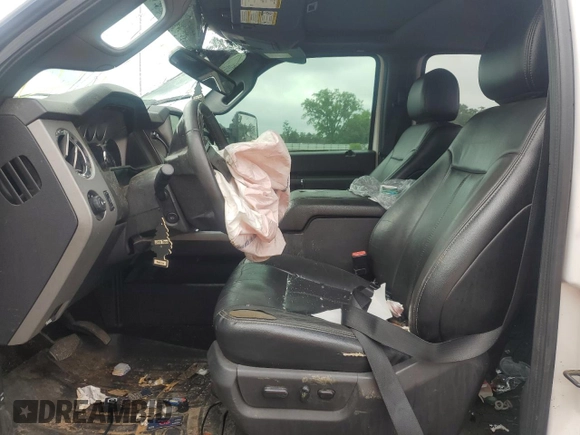 2016 Ford F-350 Platinum z VIN 1FT8W3BTXGEB92969, wystawiony jako Copart lot #56999755 z przebiegiem 196 002 mil mil oraz Szkoda całkowita • Salvage title. Historia ofert i sprzedaży dostępna na DreamBid. Obrazek 7.