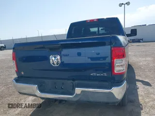 2024 Ram 2500 Tradesman with VIN 3C6UR5CL5RG238601, listed as a IAAI auction lot 41743274 with 8,083 mi miles. Bid and sale history available at carsss.com. Image 16.