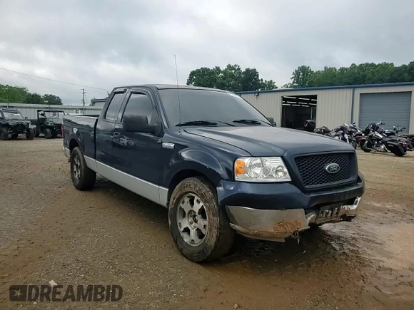 2004 Ford F-150 XL z VIN 1FTPX12504FA24553, wystawiony jako Copart lot #57889795 z przebiegiem 173 689 mil mil oraz Szkoda całkowita • Salvage title. Historia ofert i sprzedaży dostępna na DreamBid. Obrazek 13.