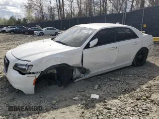 2019 Chrysler 300 with VIN 2C3CCABG8KH609442, listed as a Copart auction lot 51114035 with 97,468 mi miles and Salvage Title. Bid and sale history available at carsss.com. Image 1.