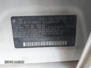 2011 BMW 3 Series 328i с VIN WBAPH5C50BA440919, выставлен на аукционе IAAI как лот 42494376 с пробегом 118 877 миль миль и . История ставок и продаж доступна на DreamBid. Изображение 9.