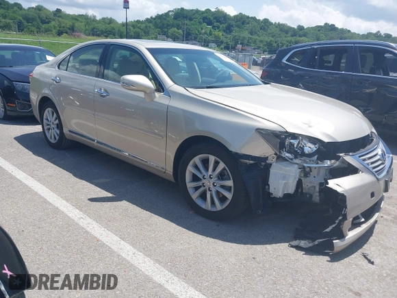 2012 Lexus ES 330 z VIN JTHBK1EG0C2490879, wystawiony jako IAAI lot #42296690 z przebiegiem 104 658 mil mil oraz . Historia ofert i sprzedaży dostępna na DreamBid. Obrazek 1.