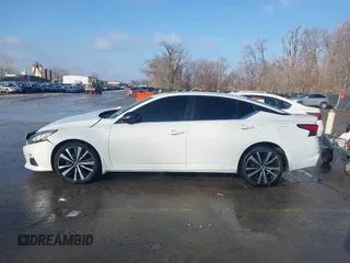 2021 Nissan Altima SR with VIN 1N4BL4CV6MN416924, listed as a IAAI auction lot 41503293 with 86,146 mi miles and . Bid and sale history available at carsss.com. Image 14.