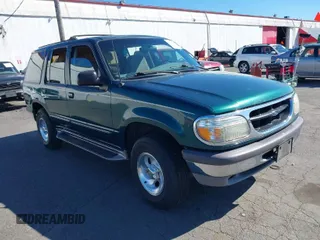 1997 Ford Explorer XL z VIN 1FMDU34E1VZA30457, wystawiony jako IAAI lot #42061581 z przebiegiem 176 445 mil mil oraz . Historia ofert i sprzedaży dostępna na DreamBid. Obrazek 1.