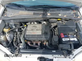 2002 Toyota Sienna LE with VIN 4T3ZF13CX2U506371, listed as a IAAI auction lot 42058440 with 215,434 mi miles. Bid and sale history available at carsss.com. Image 10.