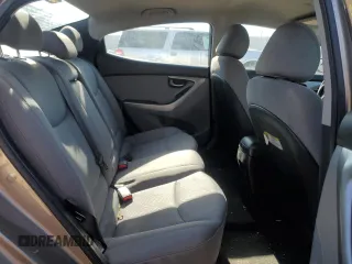 2013 Hyundai Elantra GLS z VIN 5NPDH4AE3DH433316, wystawiony jako Copart lot #58578135 z przebiegiem 243 028 mil mil oraz Szkody całkowita. Historia ofert i sprzedaży dostępna na DreamBid. Obrazek 10.