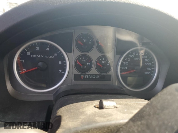 2004 Ford F-150 XL with VIN 1FTRF14524NA68388, listed as a Copart auction lot 60894184 with 186,766 mi miles and Clean Title. Bid and sale history available at DreamBid. Image 9.