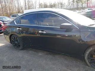 2017 Nissan Altima 2.5 SR with VIN 1N4AL3AP3HC286287, listed as a IAAI auction lot 41734373 with 118,932 mi miles. Bid and sale history available at carsss.com. Image 13.