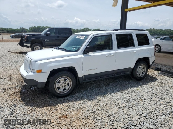 2016 Jeep Patriot Sport z VIN 1C4NJPBA0GD621808, wystawiony jako Copart lot #56292375 z przebiegiem 134 310 mil mil oraz Szkoda całkowita • Salvage title. Historia ofert i sprzedaży dostępna na DreamBid. Obrazek 1.