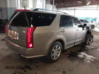 2008 Cadillac SRX AWD with VIN 1GYEE437080170811, listed as a IAAI auction lot 41218795 with 135,347 mi miles. Bid and sale history available at carsss.com. Image 4.