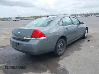 2008 Chevrolet Impala LS z VIN 2G1WB58K081266151, wystawiony jako IAAI lot #41824533 z przebiegiem 151 039 mil mil oraz . Historia ofert i sprzedaży dostępna na DreamBid. Obrazek 4.