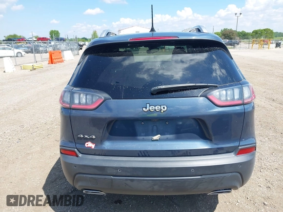 2020 Jeep Cherokee Altitude with VIN 1C4PJMLX7LD636746, listed as a IAAI auction lot 42271942 with 54,435 mi miles and . Bid and sale history available at DreamBid. Image 16.