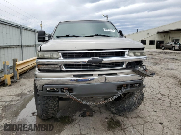 2000 Chevrolet Tahoe LS with VIN 1GNEK13T7YJ148901, listed as a Copart auction lot 51840995 with 195,543 mi miles and Salvage title. Bid and sale history available at DreamBid. Image 5.