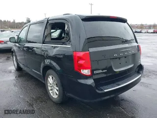2019 Dodge Grand Caravan SXT with VIN 2C4RDGCG0KR595339, listed as a IAAI auction lot 41841547 with 96,888 mi miles. Bid and sale history available at carsss.com. Image 3.