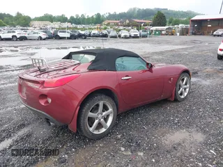 2009 Pontiac Solstice GXP z VIN 1G2MG35XX9Y102204, wystawiony jako IAAI lot #42255138 z przebiegiem 106 472 mil mil oraz . Historia ofert i sprzedaży dostępna na DreamBid. Obrazek 4.