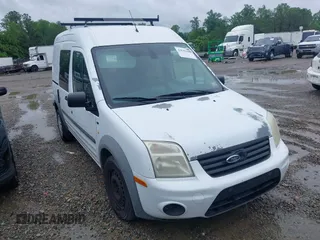 2013 Ford Transit Connect XLT z VIN NM0LS6BN0DT166572, wystawiony jako IAAI lot #42049439 z przebiegiem 166 672 mil mil oraz . Historia ofert i sprzedaży dostępna na DreamBid. Obrazek 1.