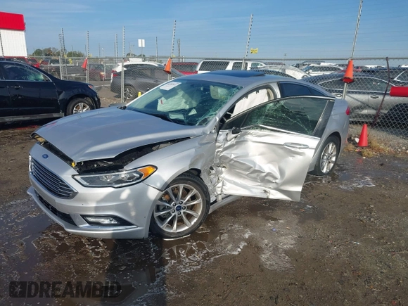 2017 Ford Fusion SE z VIN 3FA6P0HD4HR118826, wystawiony jako IAAI lot #40743513 z przebiegiem 130 038 mil mil oraz . Historia ofert i sprzedaży dostępna na DreamBid. Obrazek 2.