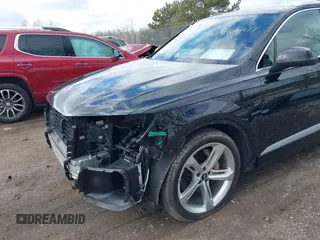 2019 Audi Q7 Prestige with VIN WA1VABF75KD030619, listed as a IAAI auction lot 41865422 with 66,151 mi miles and . Bid and sale history available at DreamBid. Image 19.