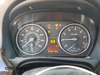 2011 BMW 3 Series 328i с VIN WBAPH5C51BA998973, выставлен на аукционе Copart как лот 56344085 с пробегом 130 187 миль миль и Списание • Salvage title. История ставок и продаж доступна на DreamBid. Изображение 9.