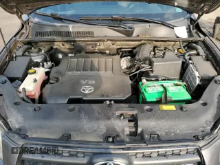 2011 Toyota RAV4 Sport z VIN JTMRK4DV7B5105641, wystawiony jako Copart lot #57443675 z przebiegiem 79 798 mil mil oraz Szkoda całkowita • Salvage title. Historia ofert i sprzedaży dostępna na DreamBid. Obrazek 12.